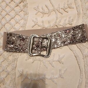 Womens wide stretchy belt by BKE size M